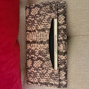 LIZ‎ CLAIBORNE Ladies Snakeskin Wallet